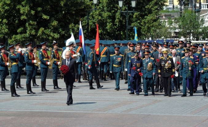 Rusya, savaşı fonlamaya daha ne kadar devam edebilir?