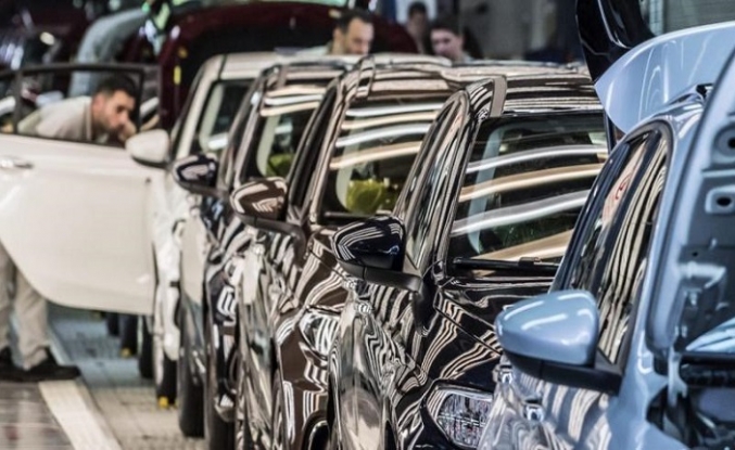 Kasımda en çok ihracat otomotiv sektöründen geldi