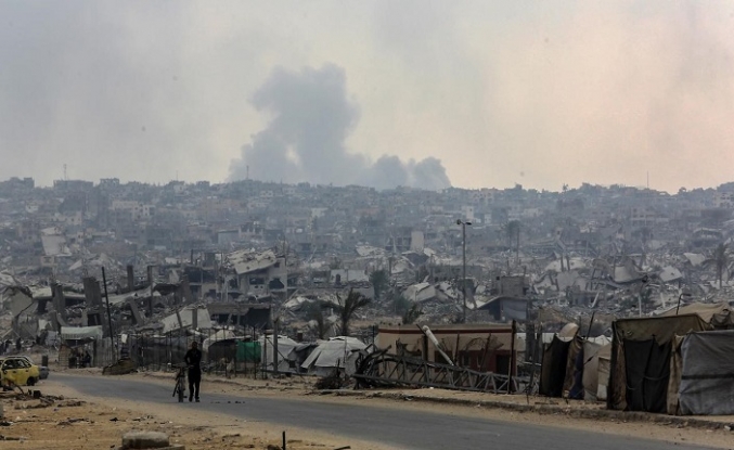 Katil İsrail ordusu, Gazze Şeridi'nde ateşkese rağmen ihlallerini sürdürüyor
