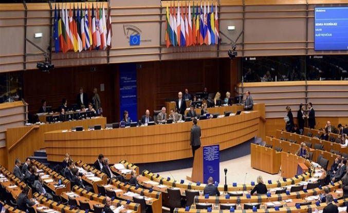 AB: Trump'ın politikalarına rağmen ABD'yle "stratejik ortaklık" sürüyor