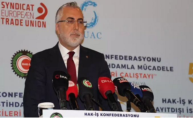 Işıkhan açıkladı: Uzun süreli yaşlı bakım sigortası geliyor